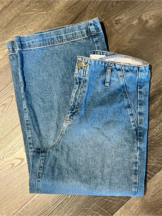 Zara Denim - Zara Wide Leg Jeans Size 8 Light Wash High Rise Denim EUC